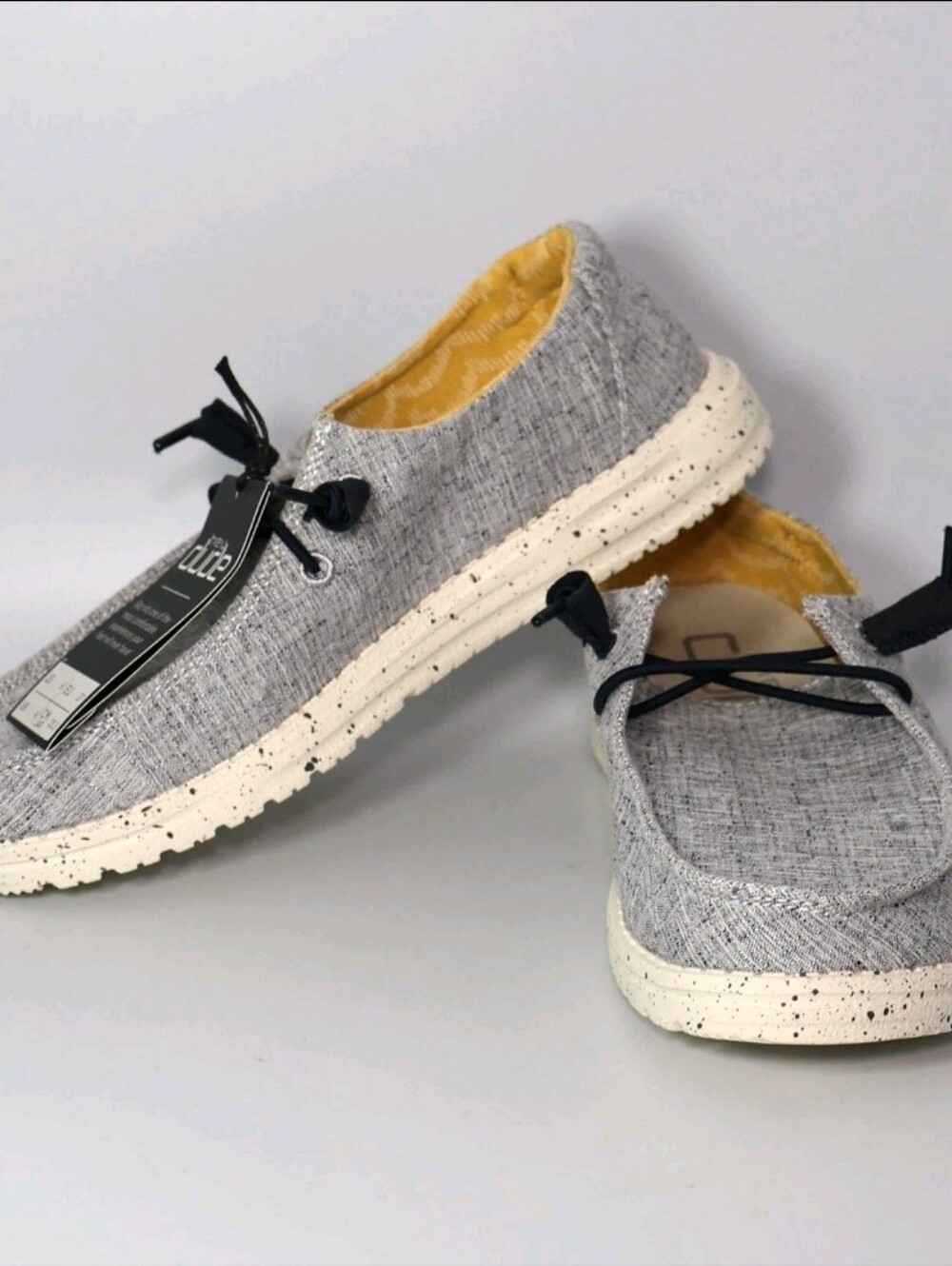 Hey Dude Wendy Women's Shoes, Chambray White Blue, Size 6 (121410119) NIB
